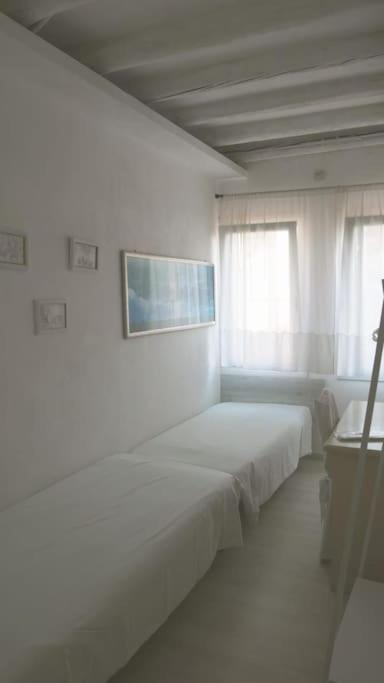Apartment With Terrace In Chioggia'S Main Square Kültér fotó